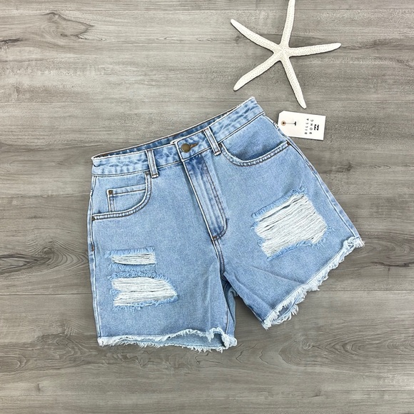 🔆BILLABONG🔆 HOW BOUT THAT JEAN SHORTS - Picture 3 of 12